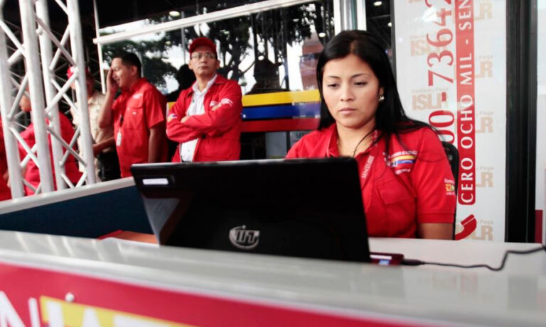 Gobierno adelanta el pago de nómina a empleados públicos