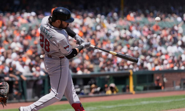 Eugenio Suárez es el cuarto venezolano más jonronero de la historia de la MLB