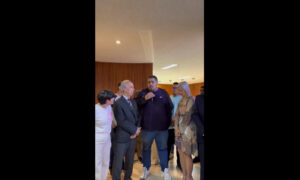 Estudiantes de la UCV exigen mejoras y libertad para Jesús Armas y Rocío San Miguel