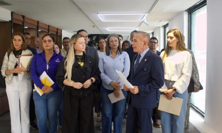 Rosales anuncia la pronta reinauguración del Camlb