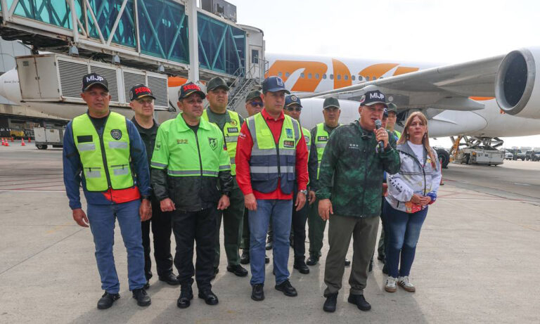 Arriban 183 venezolanos deportados de EE. UU.; ninguno menor de edad