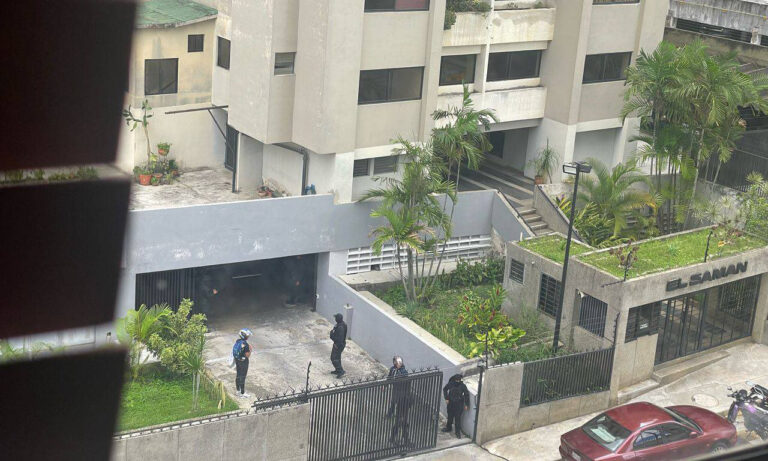 Asilado Humberto Villalobos denuncia allanamiento en su vivienda