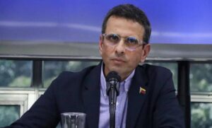 Capriles tilda de “burla” el anuncio del ingreso mínimo integral y exige “aumento real”