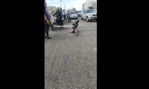 Choque entre motorizado y “por puesto” deja un herido en el Kilómetro 4