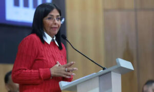 Delcy Rodríguez considera “trascendental” la elección del 25M para el Esequibo