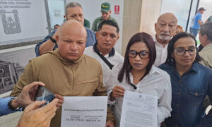 Jessy Gascón acusa a Adrián Romero de desviar $850.000 para la “campaña opositora”