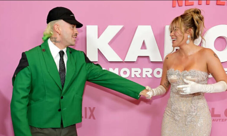 Karol G reaparece con Feid en Nueva York para estrenar su documental