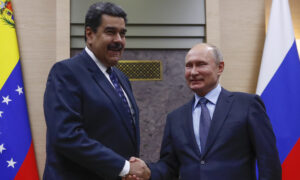 Rusia reitera apoyo a Maduro ante “presión política y chantaje militar” de EE. UU.
