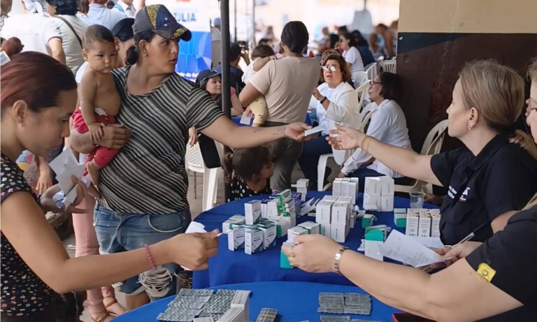 Gobernador desarrolla jornada de salud en la parroquia Cristo de Aranza