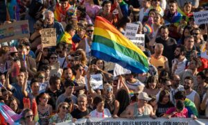 Reúnen 990.000 firmas para prohibir prácticas de conversión para LGTBQ+ en la UE