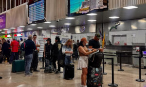 Pasajeros solo podrán abordar vuelos nacionales con cédula vigente