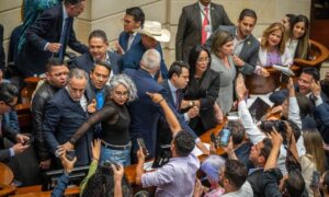 Benedetti llevará a la Justicia “fraude” del Senado en consulta popular