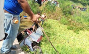 Cae van desde un puente en Higuerote y deja 7 muertos y varios heridos
