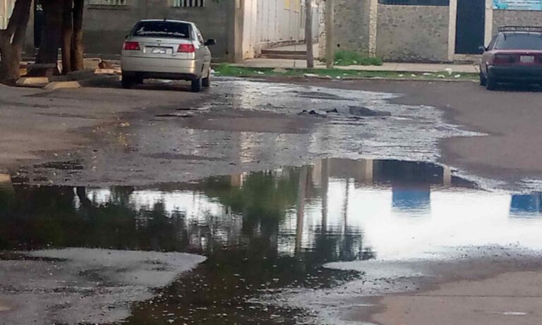Vecinos de San Jacinto denuncian colapso de aguas servidas y exigen soluciones