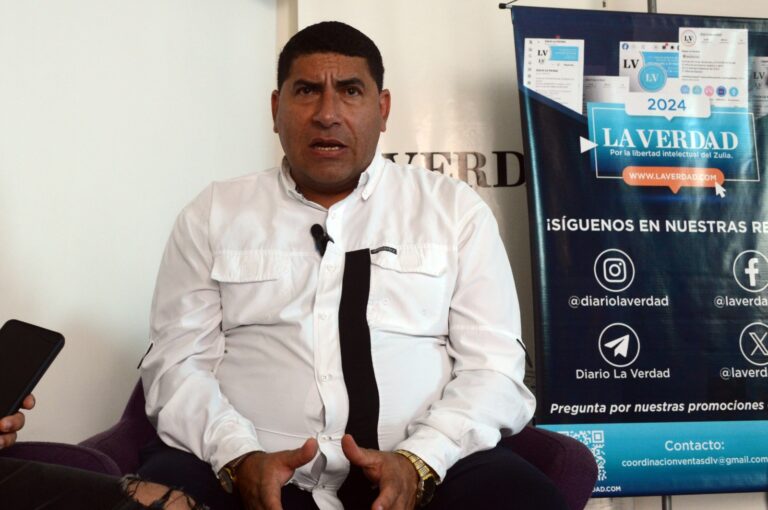Ratti llama a candidatos opositores a alcaldes a “medirse en primarias”