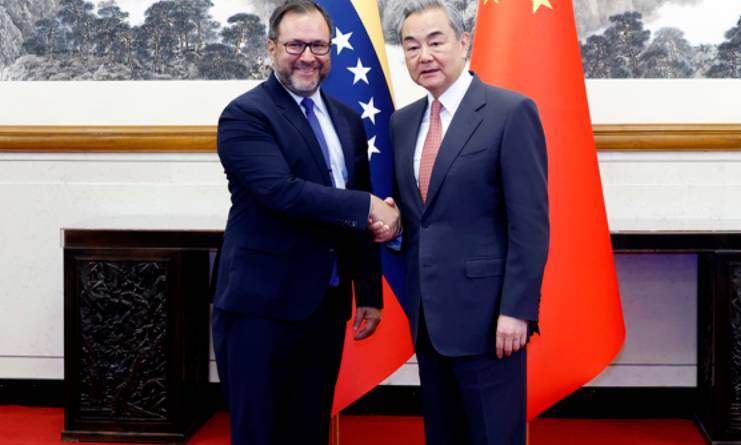 Yván Gil asegura que China “es una potencia de paz y equilibrio” para el mundo