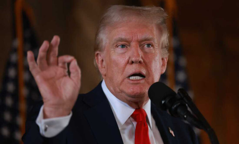 Trump arremete contra la Corte Suprema por impedirle reanudar expulsión de venezolanos