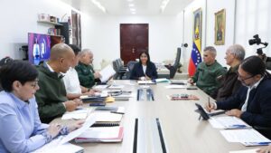 Extienden por dos semanas el horario reducido en la administración pública