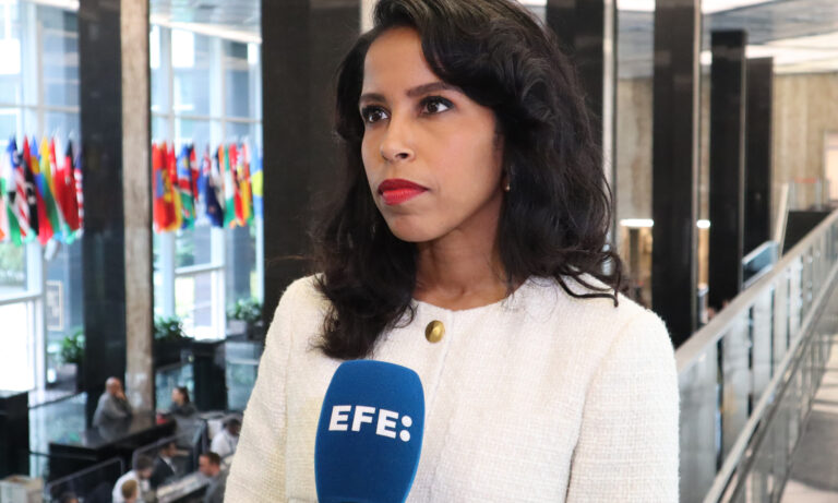 EE. UU. cree que “rescate” de asilados revela su compromiso con los venezolanos