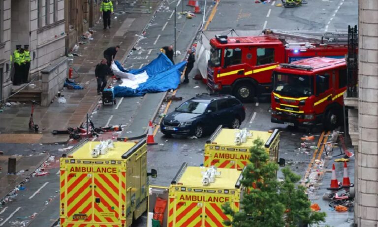 Cuatro personas están graves tras atropello múltiple en Liverpool