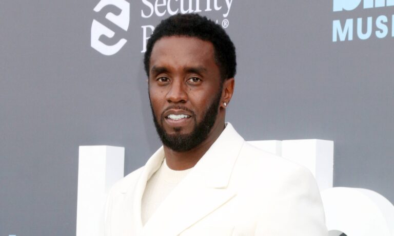 Juez excluye del jurado del caso “Diddy” a empleada de HBO por documental