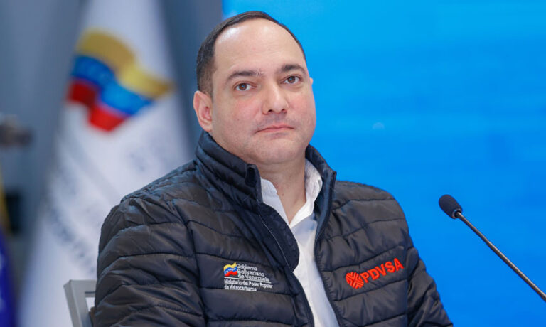 Pdvsa afirma que producción petrolera “no depende de licencias”