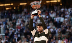 Alcaraz vence a Sinner en la final más larga de Roland Garros