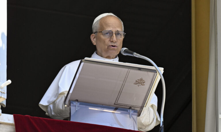 Papa León XIV pide seguir trabajando para llegar a la paz a través del diálogo