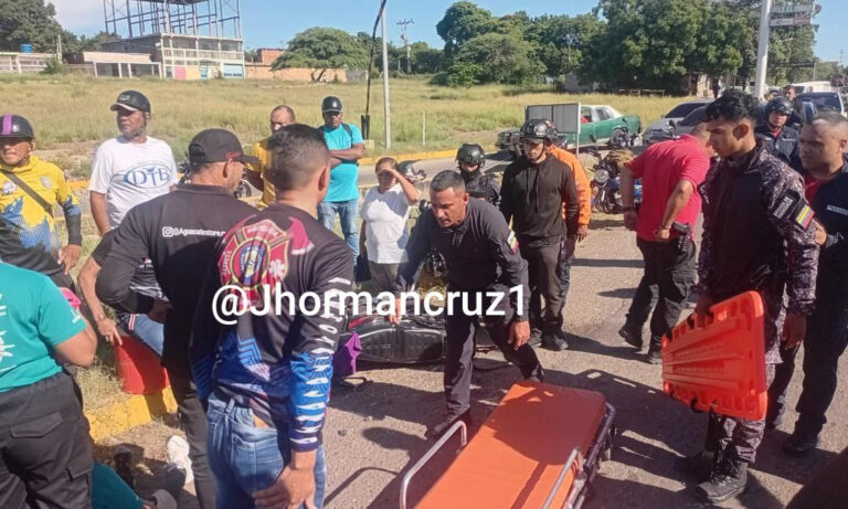 Choque entre motorizado y carro en la Circunvalación 1 deja dos heridos