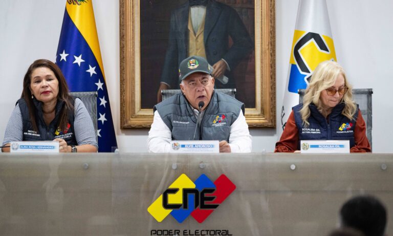 CNE recibe postulaciones para las elecciones municipales