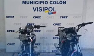 Arrestan a 2 adolescentes por hacer motopiruetas en Colón