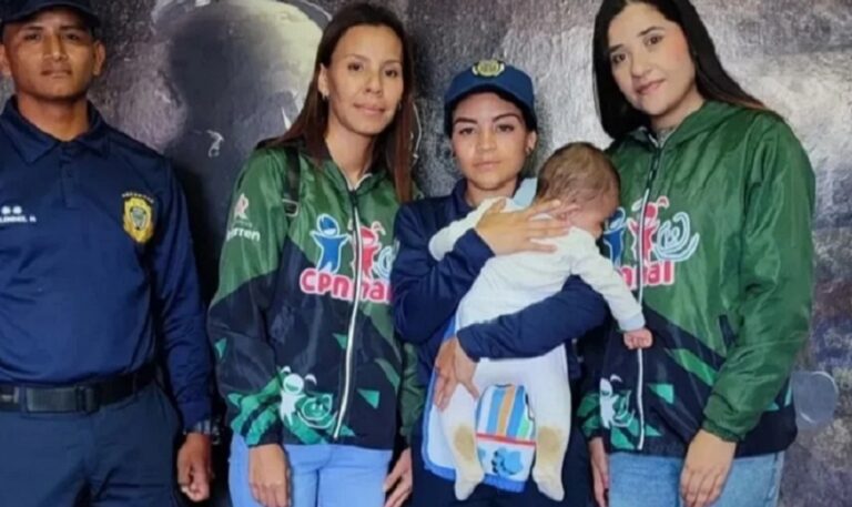Abandona a su bebé para "presionar al padre" a seguir con ella