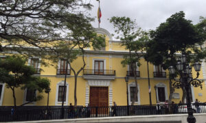 Gobierno tilda de “patraña” la “designación terrorista del inexistente Cartel de los Soles”