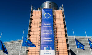 Comisión Europea añade a Venezuela en lista de alto riesgo de blanqueo y terrorismo