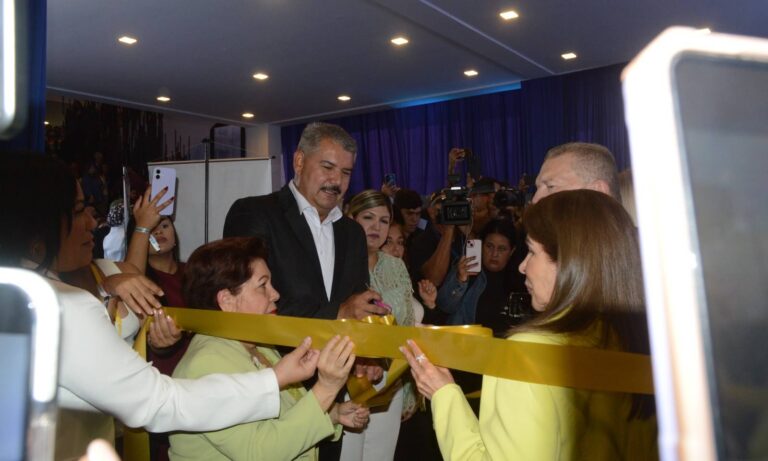 Maracaibo se viste de ciencia médica y conocimiento