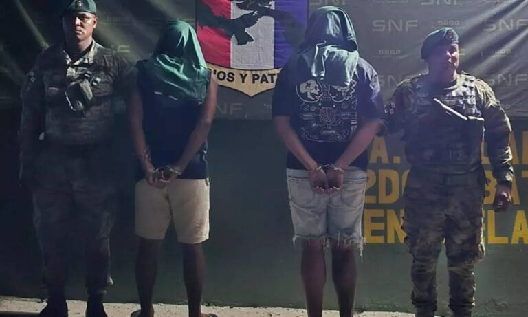 Arrestan en Panamá a 2 presuntos «coyotes» por traficar a 4 migrantes venezolanos