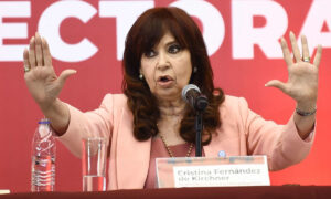 Cristina Fernández tilda a jueces de “monigotes” y “triunvirato de impresentables”