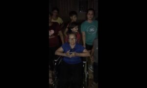 Desde 2019 están sin luz varias familias en El Soler