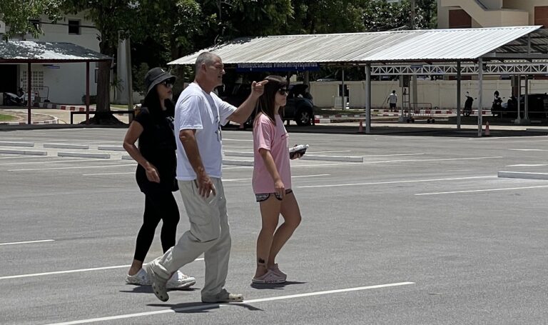 Frank Cuesta deberá pagar €800 en Tailandia por posesión ilegal de animales