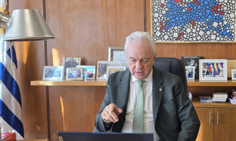 Uruguay trabaja junto a EE. UU. para liberar a ciudadano detenido en Venezuela