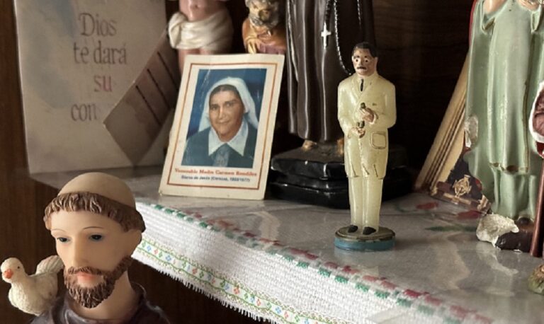 Canonizarán a José Gregorio y Carmen Rendiles el 19 de octubre