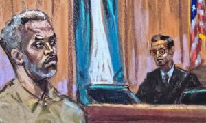 Juez amenaza a “Diddy” con expulsarlo del tribunal por hacer gestos