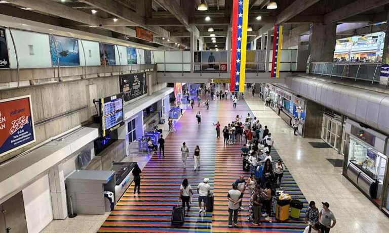 Gobierno afirma que el turismo aumentó 72 % en primer semestre de 2025
