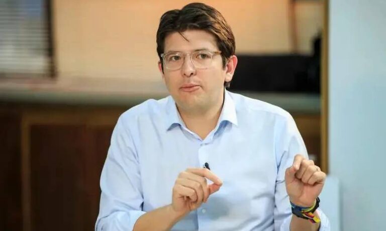 Miguel Uribe permanece "en estado crítico" pero "estable"