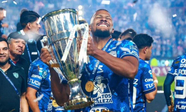 Salomón Rondón se despide del Pachuca: “Esta puerta siempre estará abierta”