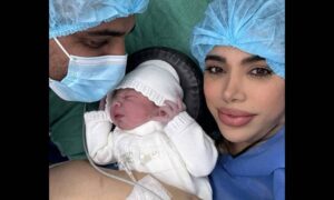 “Surthycooks” comparte fotografías del nacimiento de su tercer hijo
