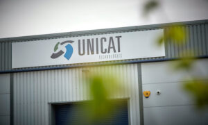 EE. UU. multa a Unicat con $3.8 millones por violar sanciones contra Irán y Venezuela