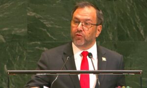 Gobierno respalda “legítimo derecho” de Irán de desarrollar programa nuclear