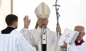 El Papa defiende el matrimonio entre hombre y mujer y critica “la libertad de quitar vida”