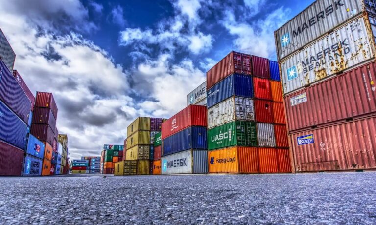 Extienden por un año régimen de "optimización y dinamización" de exportaciones no petroleras
